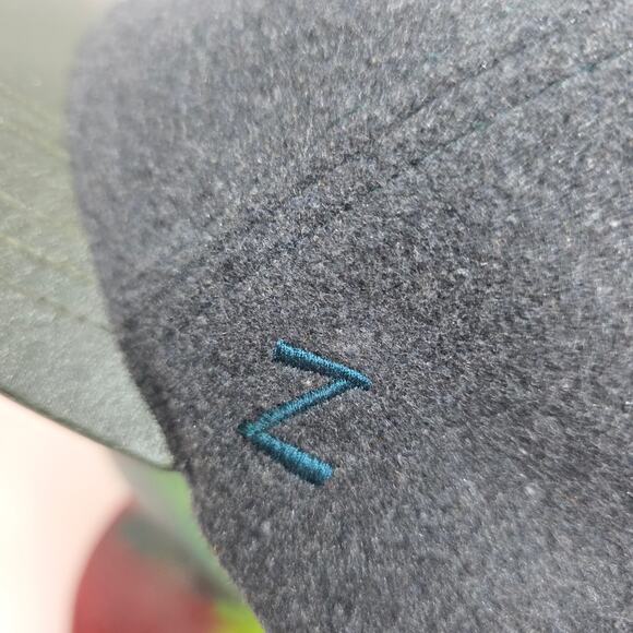 Oregon Ducks Vintage 100%Wool Embroidered Image By ZEPHYR Adjustable Rare Warm - Picture 10 of 13